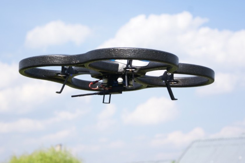 WLToys V666 photo in the sky